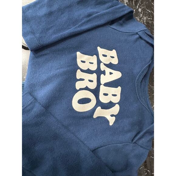 5/$20 3 Pack Onesies LS - Old Navy - 6-12mo - Picture 2 of 5